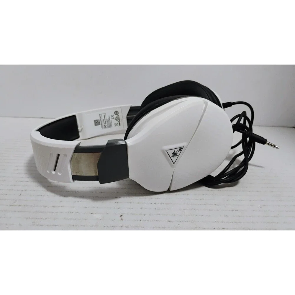 TURTLE BEACH EAR FORCE RECON 200 WHITE WIRED HEADPHONES FOR XBOX ONE OR PS4